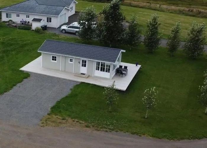 Cosy Cottage In The Countryside